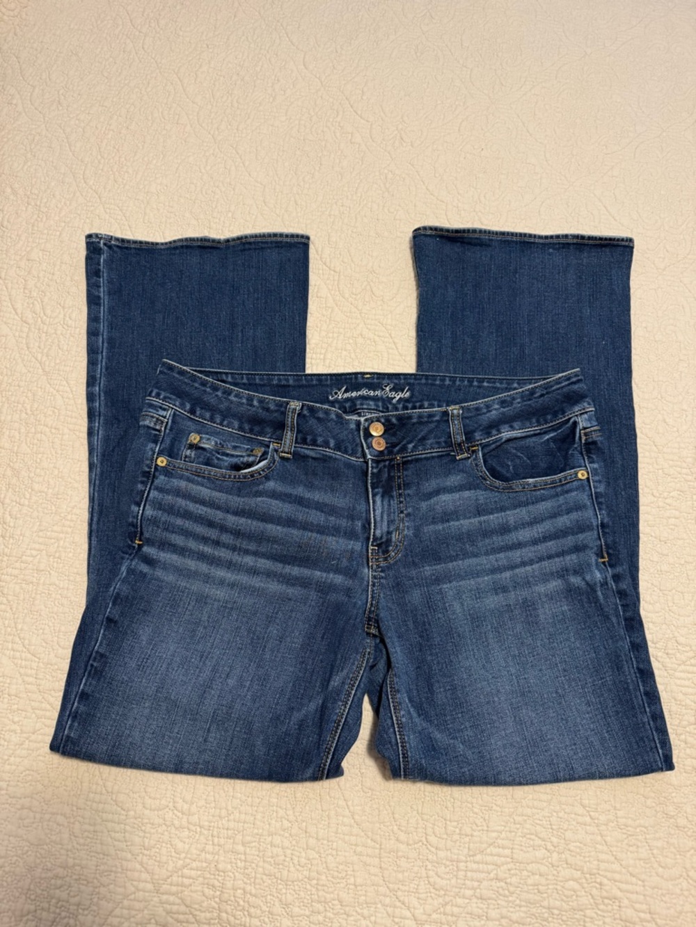 American Eagle Outfitters Artist Jeans Medium/Dark Wash Size 16 Regular - Picture 2 of 6